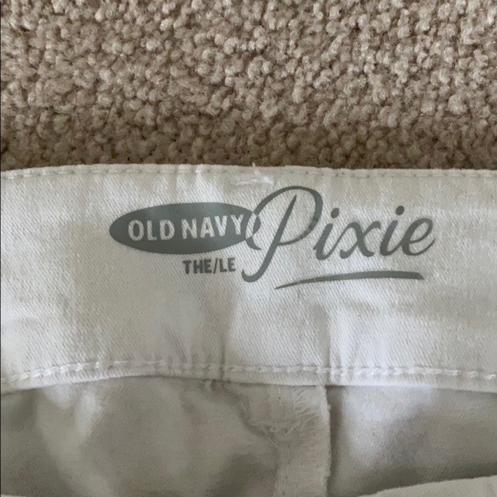 Old navy pixie pants - Picture 2 of 3